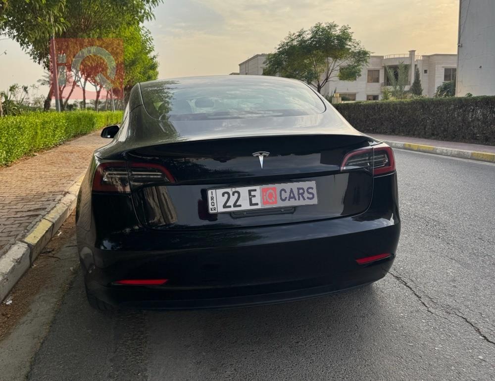 تێسلا مۆدێل 3